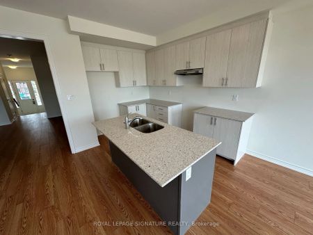 Property For Lease | X9035659 - Photo 2