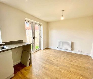 Honeycomb Vale, Chard, TA20 - Photo 2