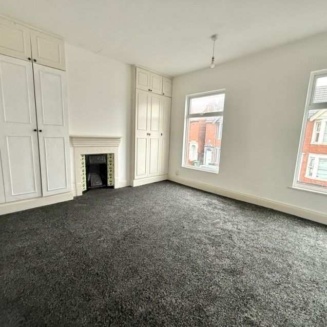 Kingsway, Stoke, Coventry - - Photo 1