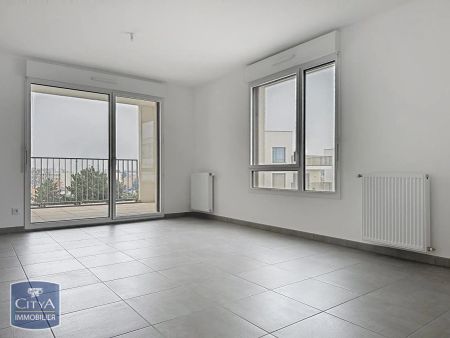 Appartement à louer 3 pièces 65.41m² - Photo 2