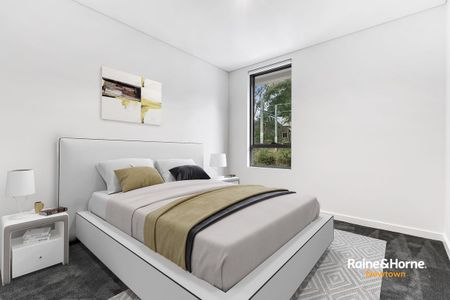 Luxurious two level living - Photo 4