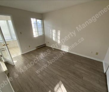 1567 East Broadway 202 Vancouver - Photo 2