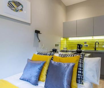 Silver Studio - Photo 1