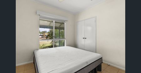 Cable Beach Home with Spacious Backyard - Photo 4