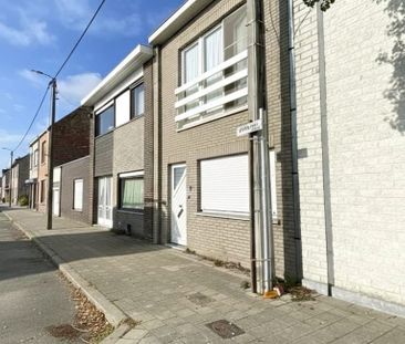 Woning te huur in Harelbeke voor € 825 met 3 slaapkamers - Photo 2