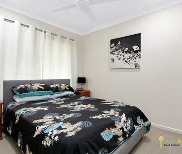 Perfect Location & 5KW SOLAR!!! - Photo 6