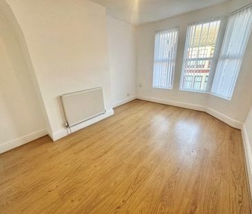 Kenyon Road, L15 5BD - Photo 2