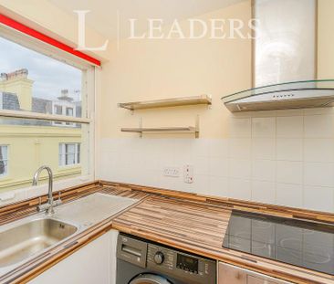 1 bedroom flat to rent - Photo 3