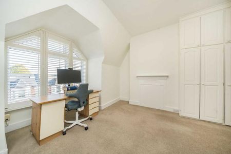 5 bedroom semi-detached house to rent - Photo 3