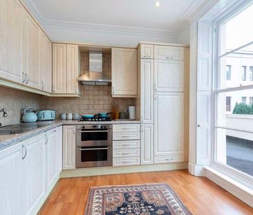 Vittoria Walk, Cheltenham, GL50 - Photo 2