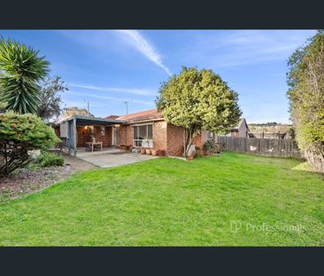 3 San Fratello Street, Clyde North, Vic 3978 - Photo 3