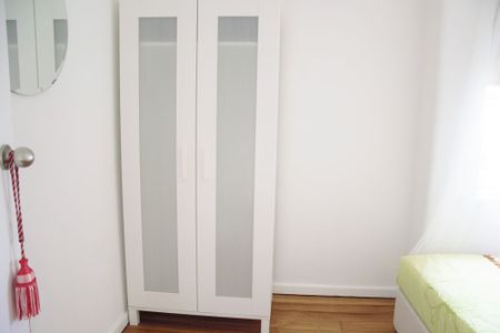 COMFY FOUR BEDROOM APARTMENT. - Photo 4