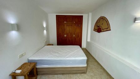 8 Carrer Zorrilla, Andratx, Balearic Islands 07157 - Photo 3