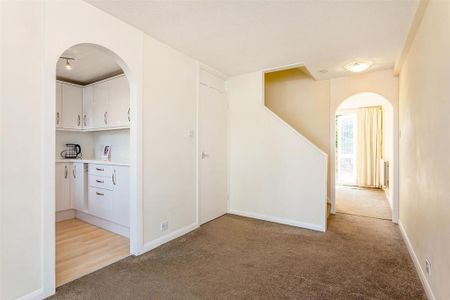 2 bedroom terraced house to rent - Photo 3