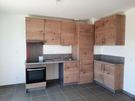 Location Maison 5 pièces 100m² VEIGNE 37250 - Photo 4