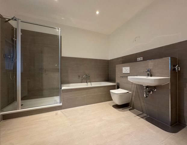 Ein Haus in der Stadt – Nachhaltig modernisiert! - Foto 1