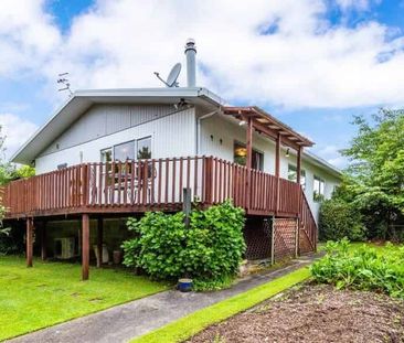 A real cutie in Richmond Heights - Photo 1