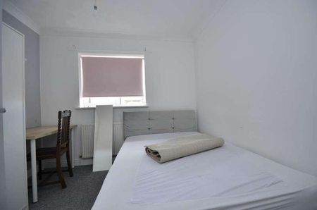 Buttercup Way, Norwich, NR5 - Photo 5