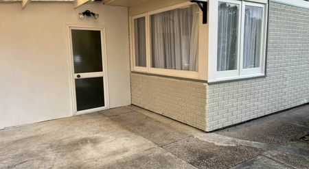 Location Location - Photo 5