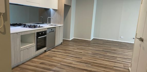 2nd floor modern 2 bedroom unit - Photo 2