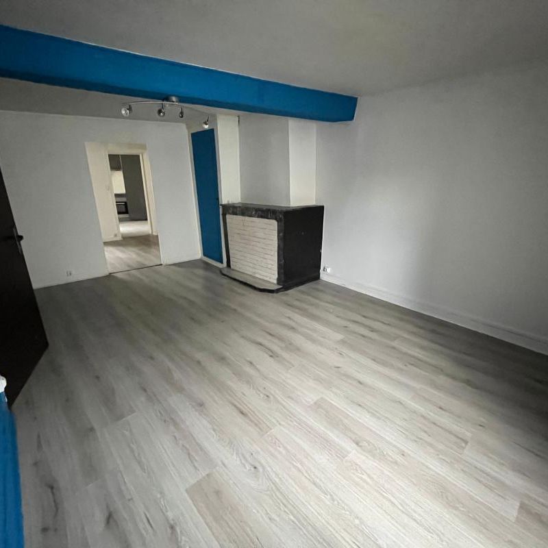 Location Appartement 1 pièce 26m² LA FERTE GAUCHER 77320 - Photo 1