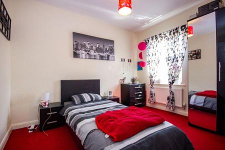 3 bedroom terraced house to rent - Photo 4
