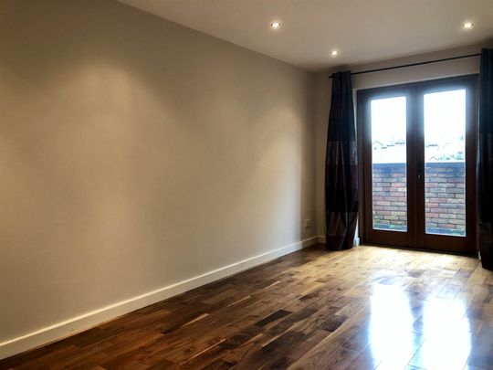 3 Lesley Court, 328 Lisburn Road, BELFAST, BT9 6GH - Photo 1