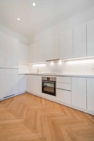 Altbau Mietwohnung 1040 Wien, Nähe Mayerhofgasse - Photo 4