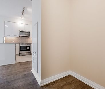For Lease - 35 Watergarden Drive Unit# 919, Mississauga, Ontario - Photo 3