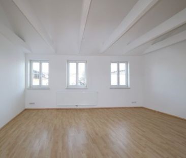 Gepflegtes Einfamilienhaus (ehem. Winzerhaus) im Zentrum von Pfaffstätten mit gemütlichem Innenhof - Photo 1