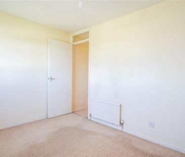 2 bedroom semi-detached house to rent - Photo 3