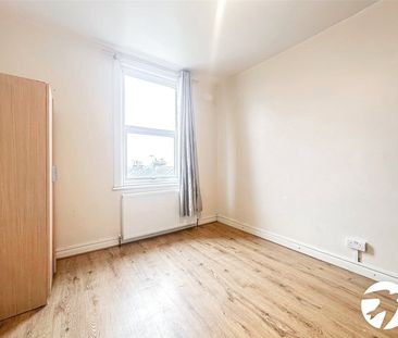 3 bedroom property to rent - Photo 4