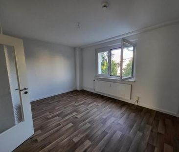 Wohnen in Kaulsdorf Nord mit Ausblick auf den Kienberg - schöne Woh... - Photo 1