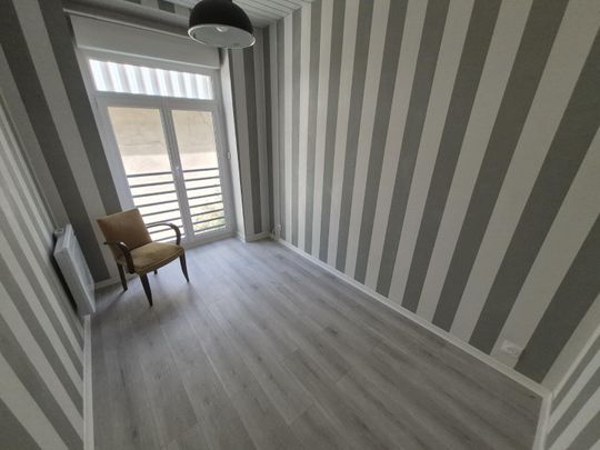 Location Appartement 2 pièces 45m² BOULOGNE SUR MER 62200 - Photo 1