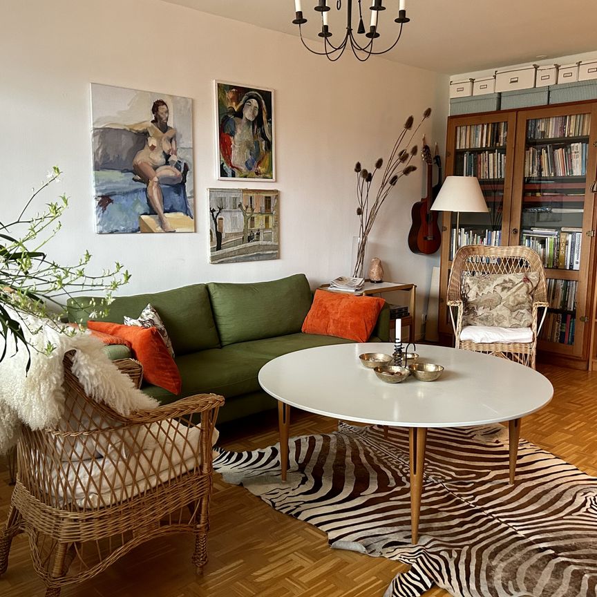 Bronsåldersgatan, Västra Frölunda - Photo 1