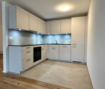 "Neuwertige moderne 3.5-Zimmer-Wohnung mit eigenem Waschturm" - Foto 3
