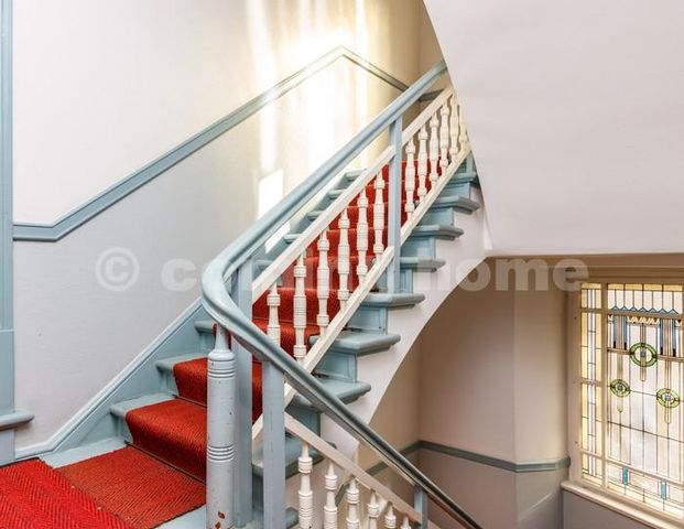 Enjoy a local home in Schöneberg - Photo 1