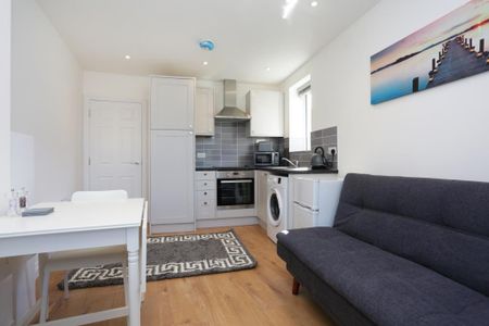 1 bedroom apartment to rent - Photo 4