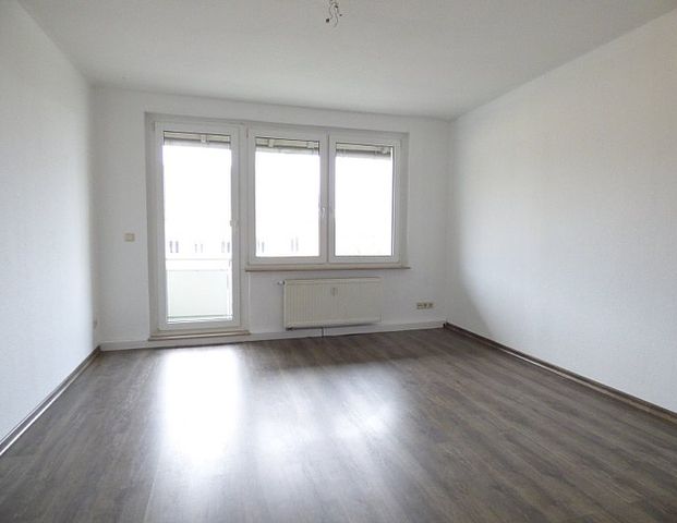 Zentrumsnahe 4-Raum-Wohnung mit Balkon! - Foto 1