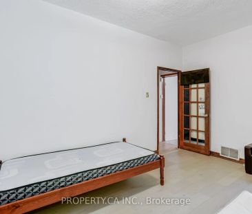 763 Dupont Street #Main Rm 2 - Photo 2