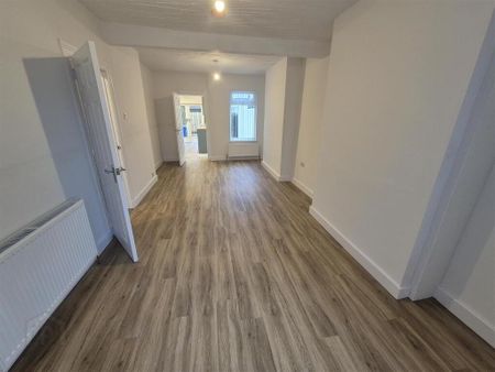 137 Belfast Road, Bangor, BT20 3PP - Photo 2