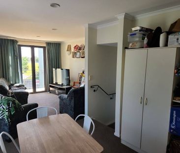 PAPATOETOE - Shirley Road 3 Bedroom Townhouse - Photo 1