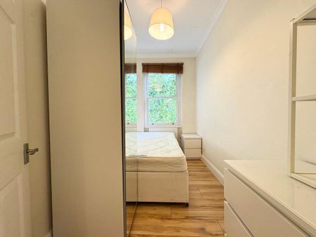 3 bedroom apartment to rent - Photo 5