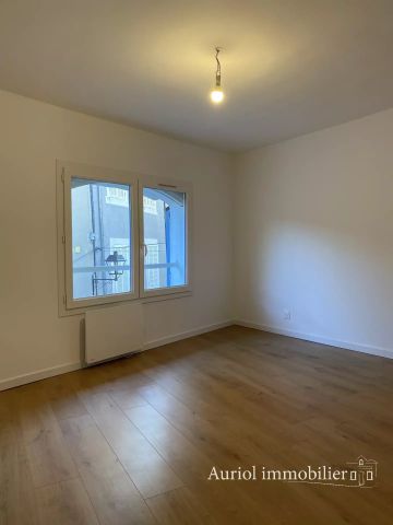 Location Appartement 46m² AURIOL 13390 - Photo 3