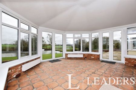 6 bedroom house to rent The Broadway, Dunmow, Essex, CM6 - Photo 4