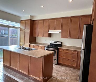 For Lease - 1255 Blencowe Crescent, Newmarket, Ontario - Photo 4