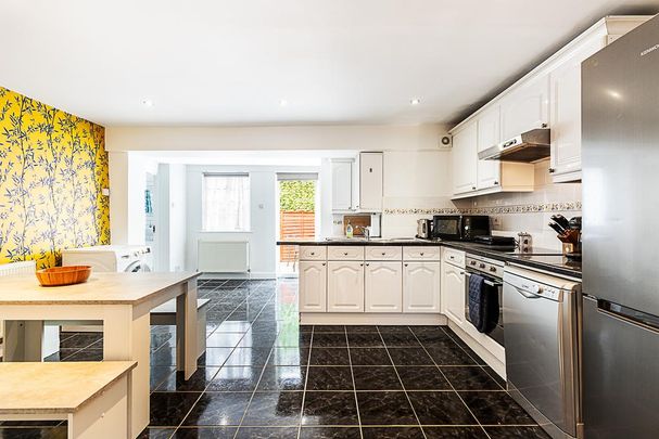 2 bedroom house to rent - Photo 1