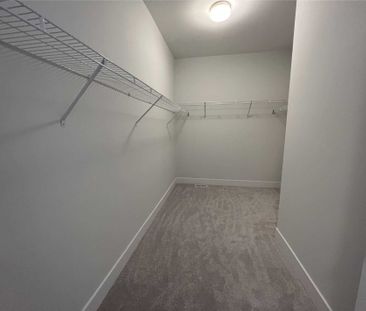 For Lease - 169 Sikura Circle, Aurora, Ontario - Photo 1