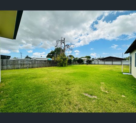 21 Mackenzie Street, West Mackay, Qld 4740 - Photo 3