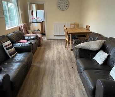 Room in a Shared House, Oval Road, B24 - Photo 3